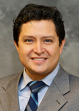 Dr. Cesar Cruz picture